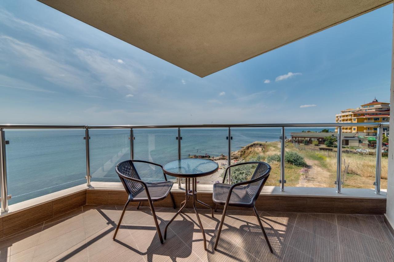 Apartcomplex Golden Bay Ravda Bagian luar foto