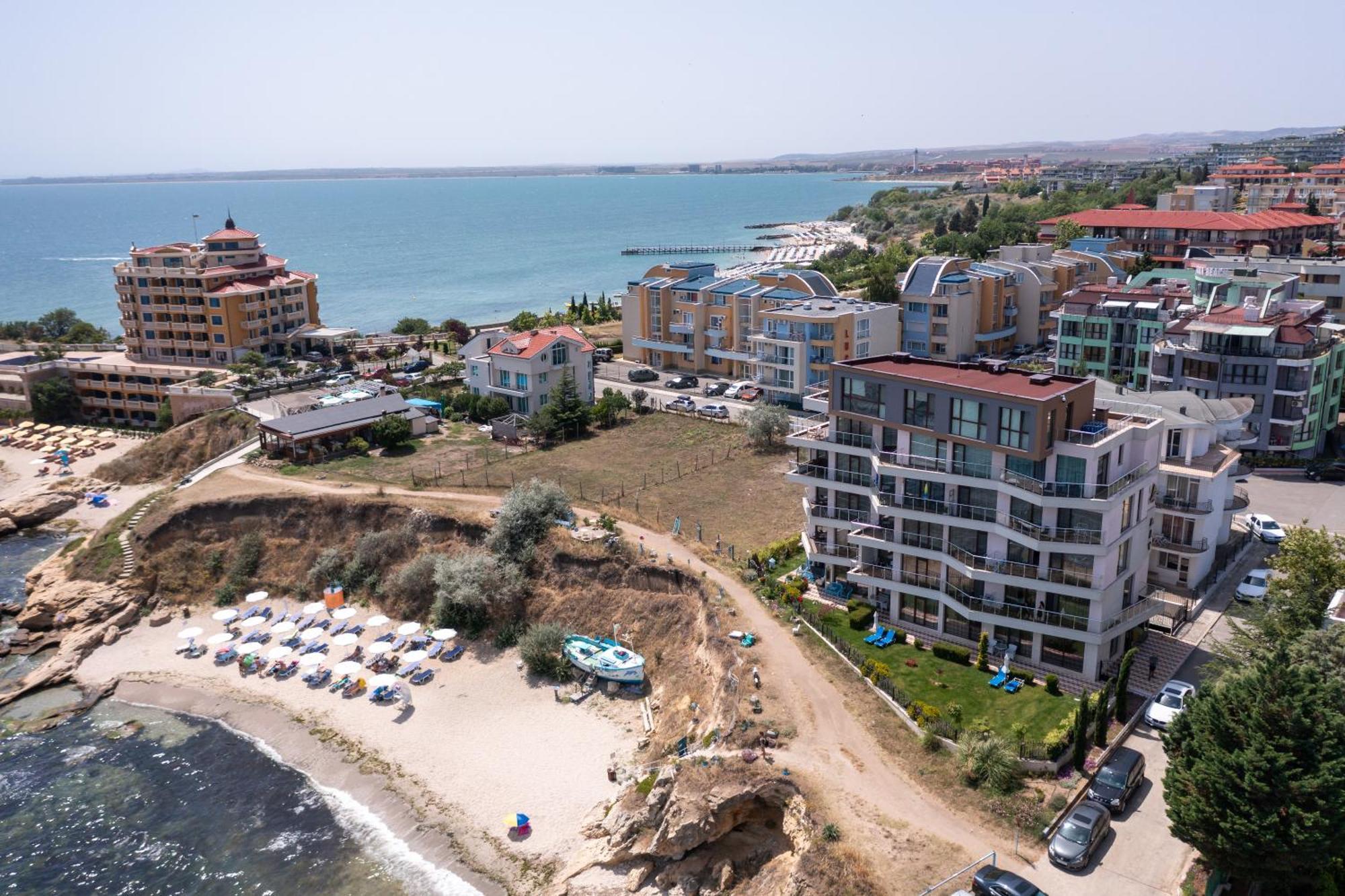Apartcomplex Golden Bay Ravda Bagian luar foto