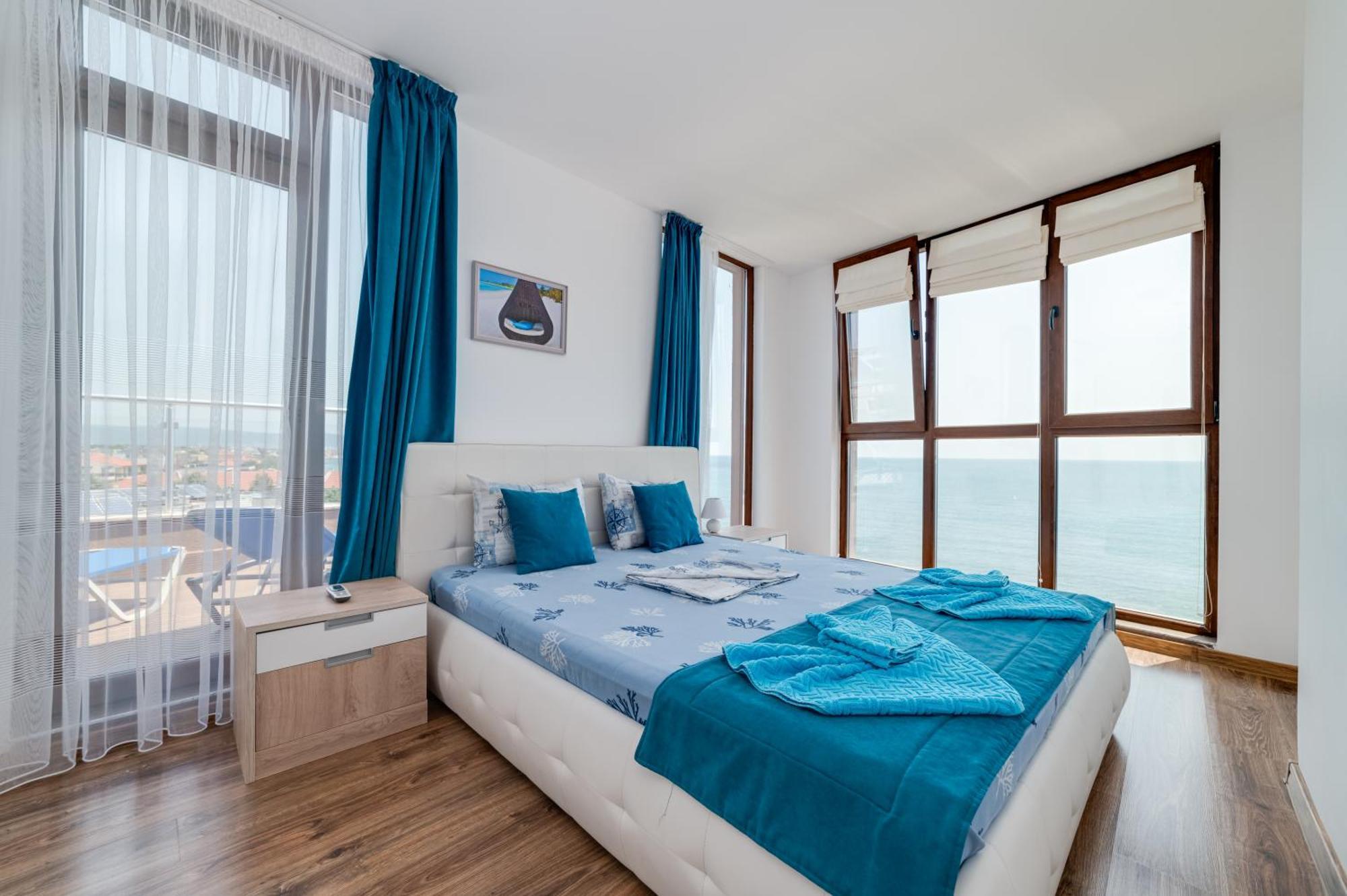 Apartcomplex Golden Bay Ravda Bagian luar foto