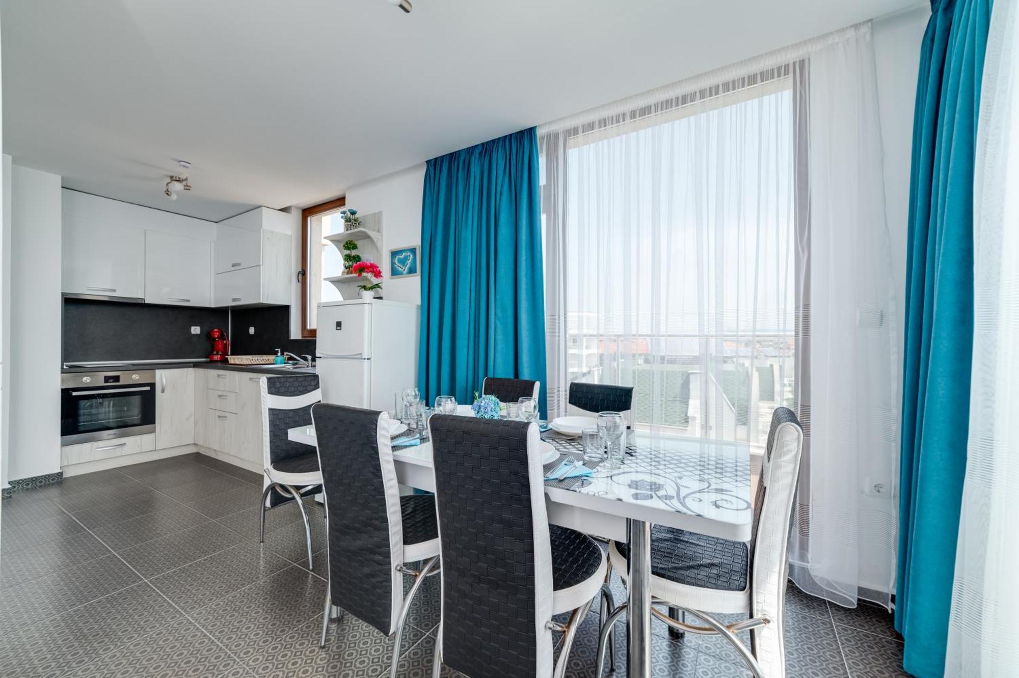 Apartcomplex Golden Bay Ravda Bagian luar foto