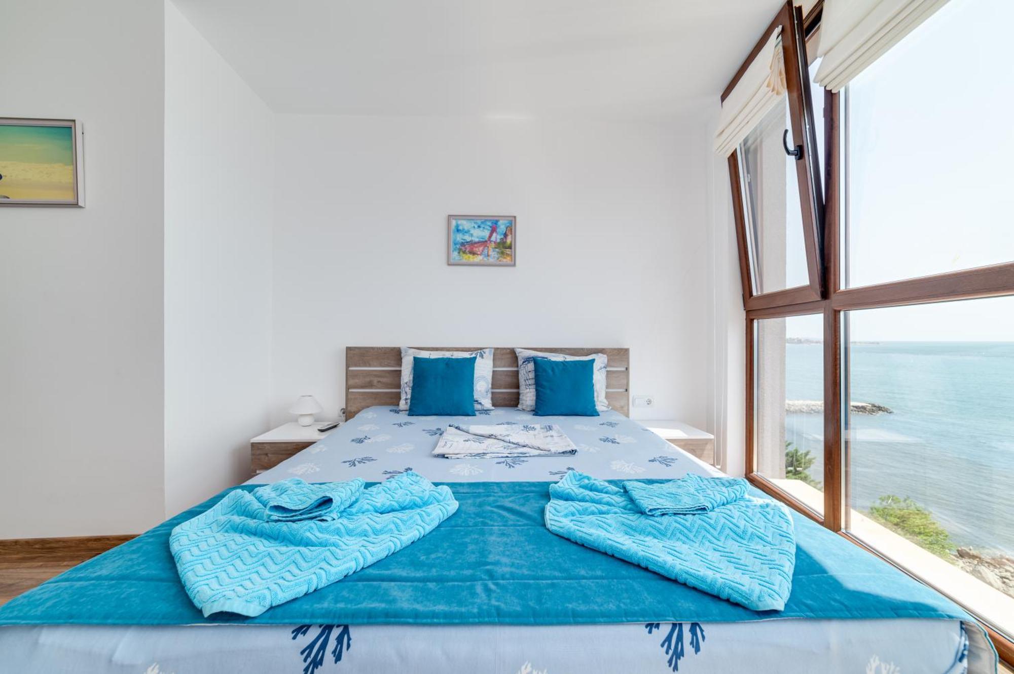 Apartcomplex Golden Bay Ravda Bagian luar foto