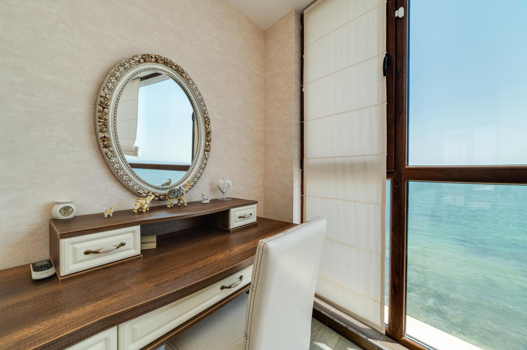 Apartcomplex Golden Bay Ravda Bagian luar foto
